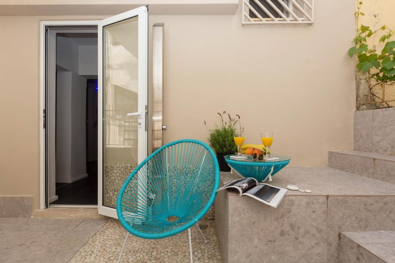 Loc Hospitality Urban Den Hotel Corfu  Exterior foto