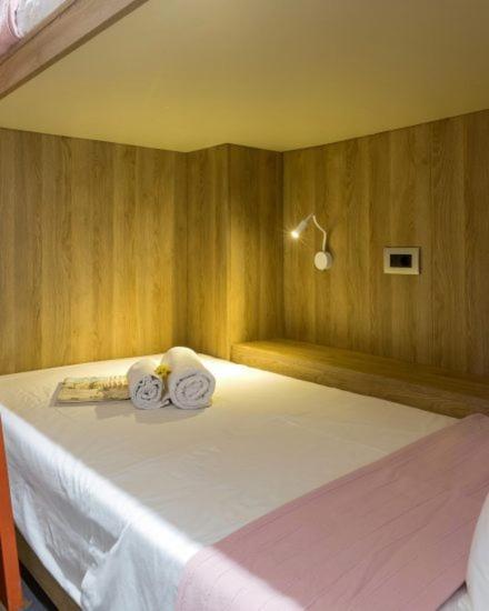 Loc Hospitality Urban Den Hotel Corfu  Exterior foto